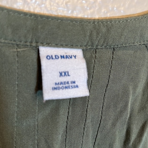 Bundle of 3 Old Navy Plus Size Shirts - Picture 13 of 15